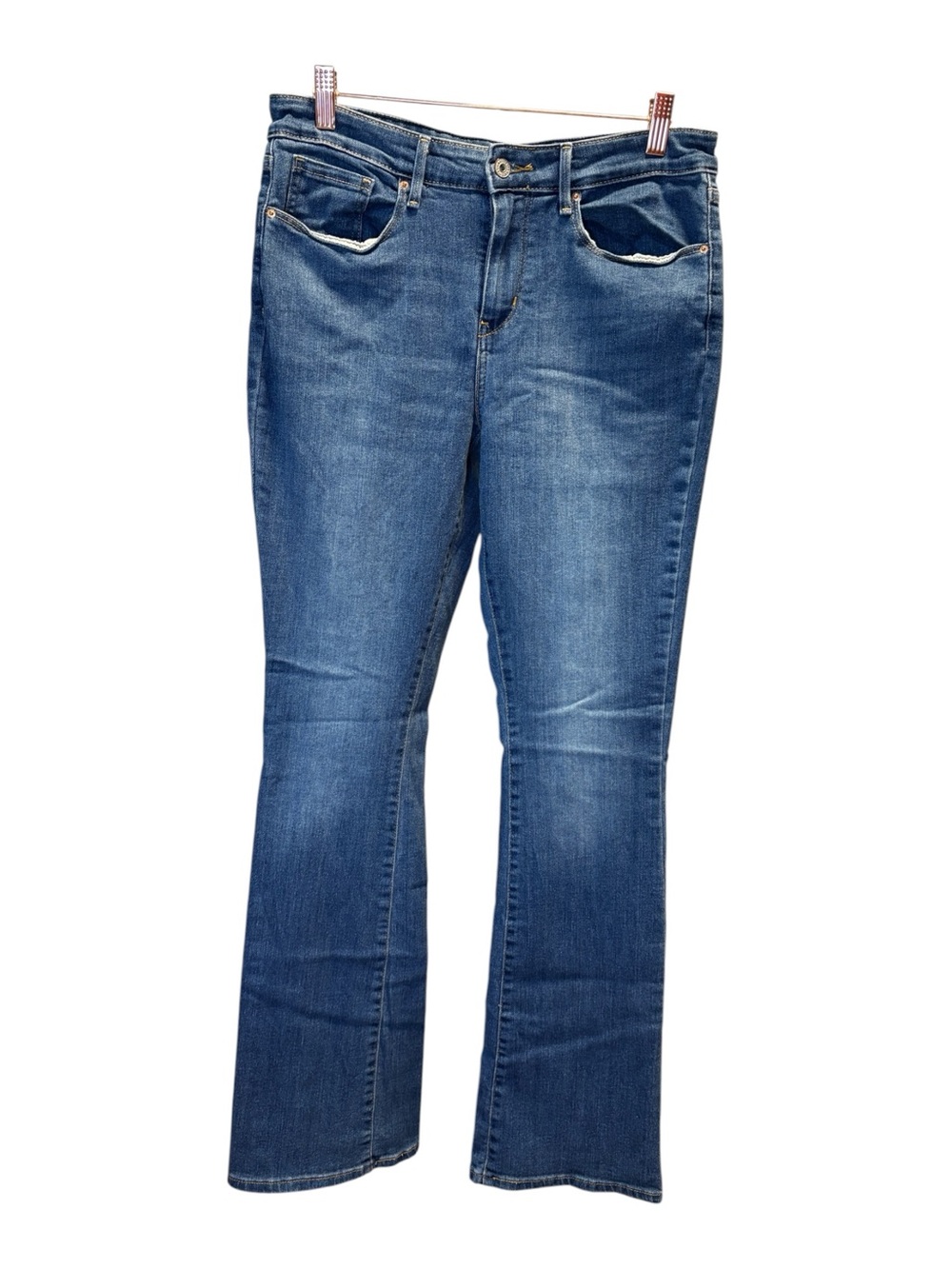Levi’s Strauss Mid-rise Bootcut Jeans in Medium Blue